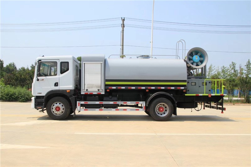 东风D9抑尘车|10吨30-80米雾炮