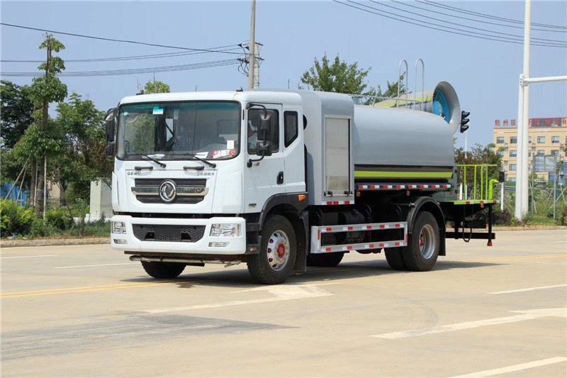 东风D9抑尘车|10吨30-80米雾炮