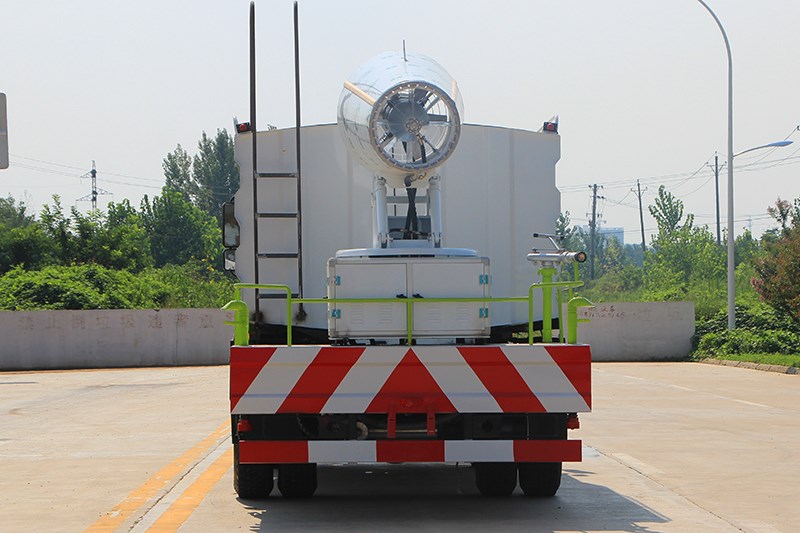 东风D9抑尘车|10吨30-80米雾炮