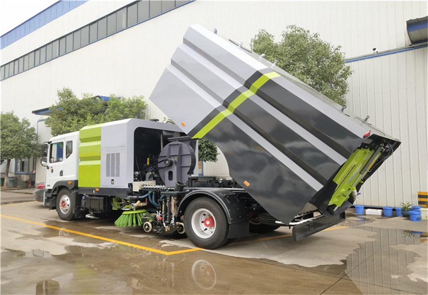 东风D9洗扫车 水9方尘7方