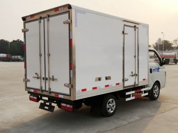 （厢长3.1米）江淮帅铃X小型冷藏车