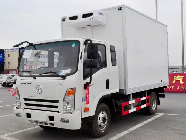 （厢长3.75米）大运一排半冷藏车