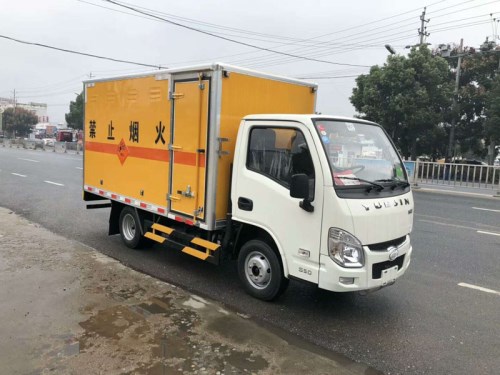 跃进3米3（蓝牌）爆破器材车