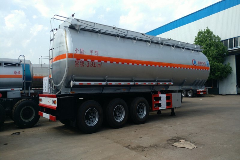 39.6方甲醇乙醇半挂车