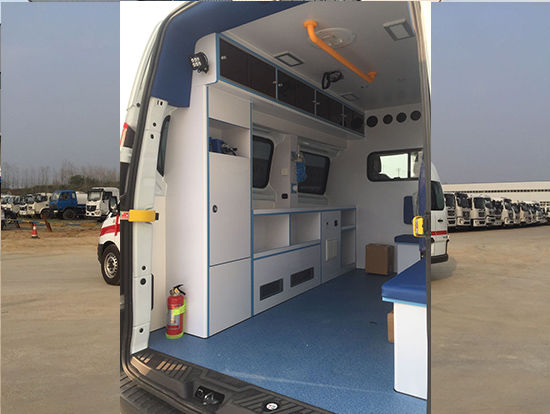 （国六）福特全顺中轴中顶监护型救护车