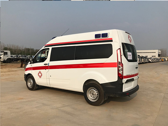 （国六）福特全顺中轴中顶监护型救护车