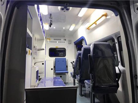 福特新世代V348短轴中顶救护车（国六）