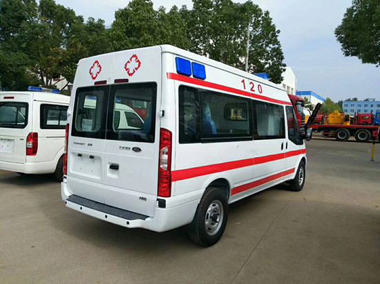 福特新世代V348长轴中顶救护车（国六）