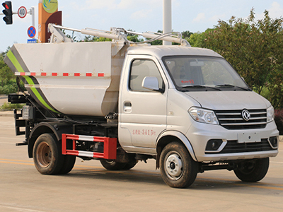 3方东风小康无泄漏垃圾车