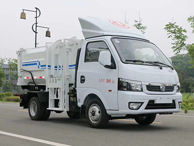 东风4方挂桶垃圾车（汽油）