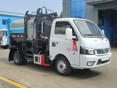 东风4方挂桶垃圾车