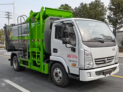 跃进7方挂桶垃圾车
